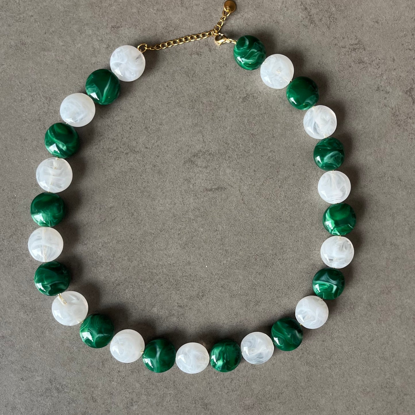 Collier sabadi