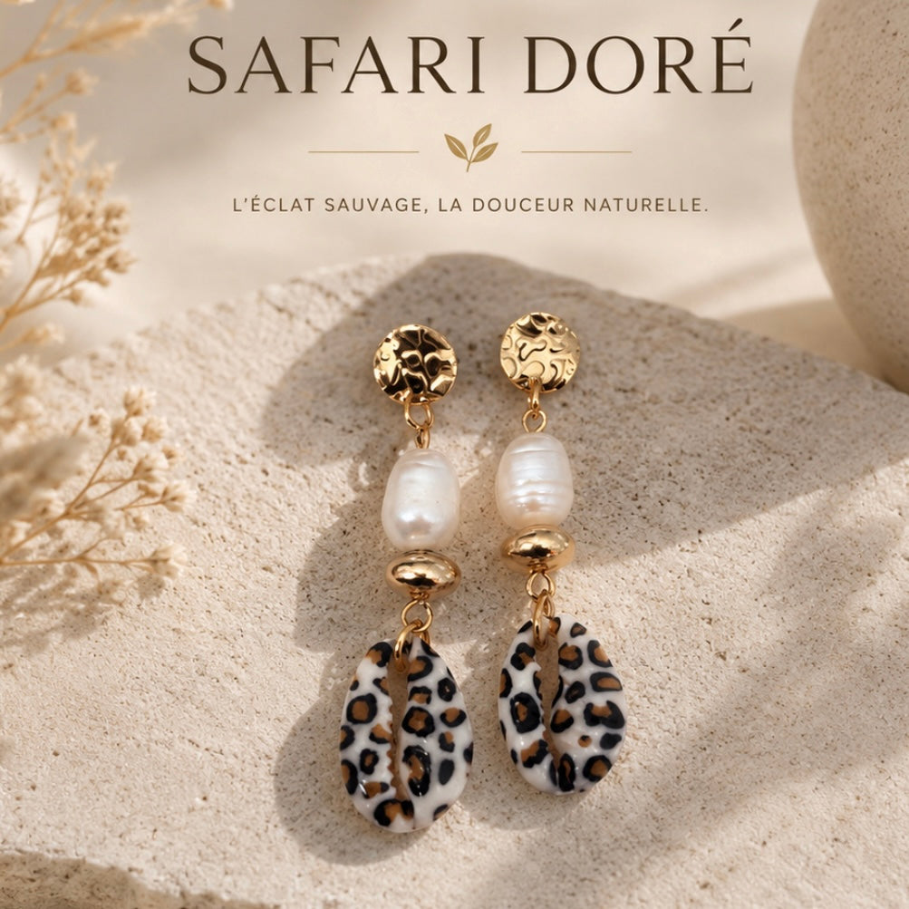 Boucles d’oreilles Safari Doré – Perles d’eau douce & imprimé sauvage