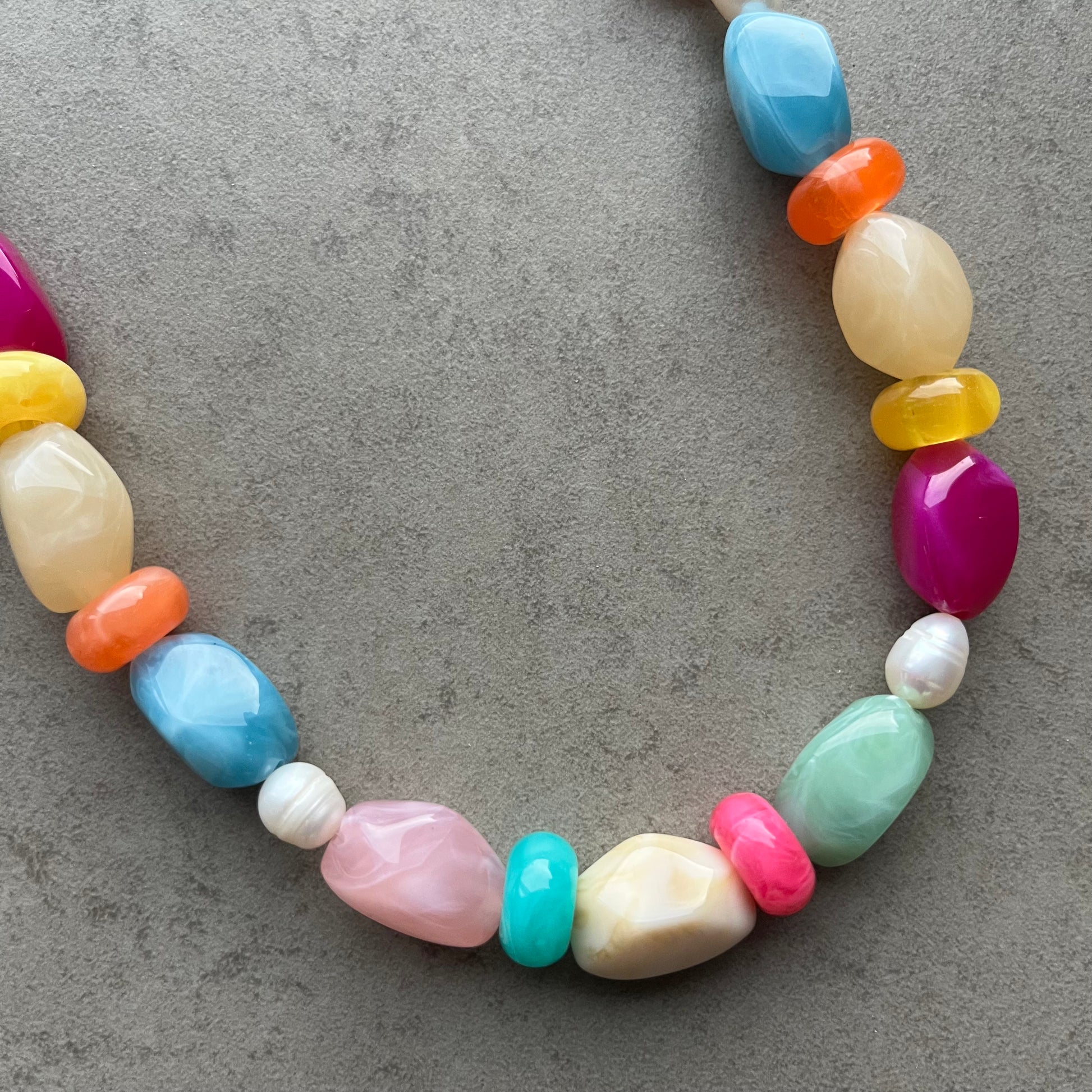 collier Calipso perles acryliques multicolores bijou femme coloré été
