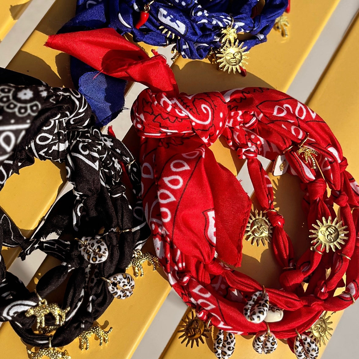 Collier Bandana