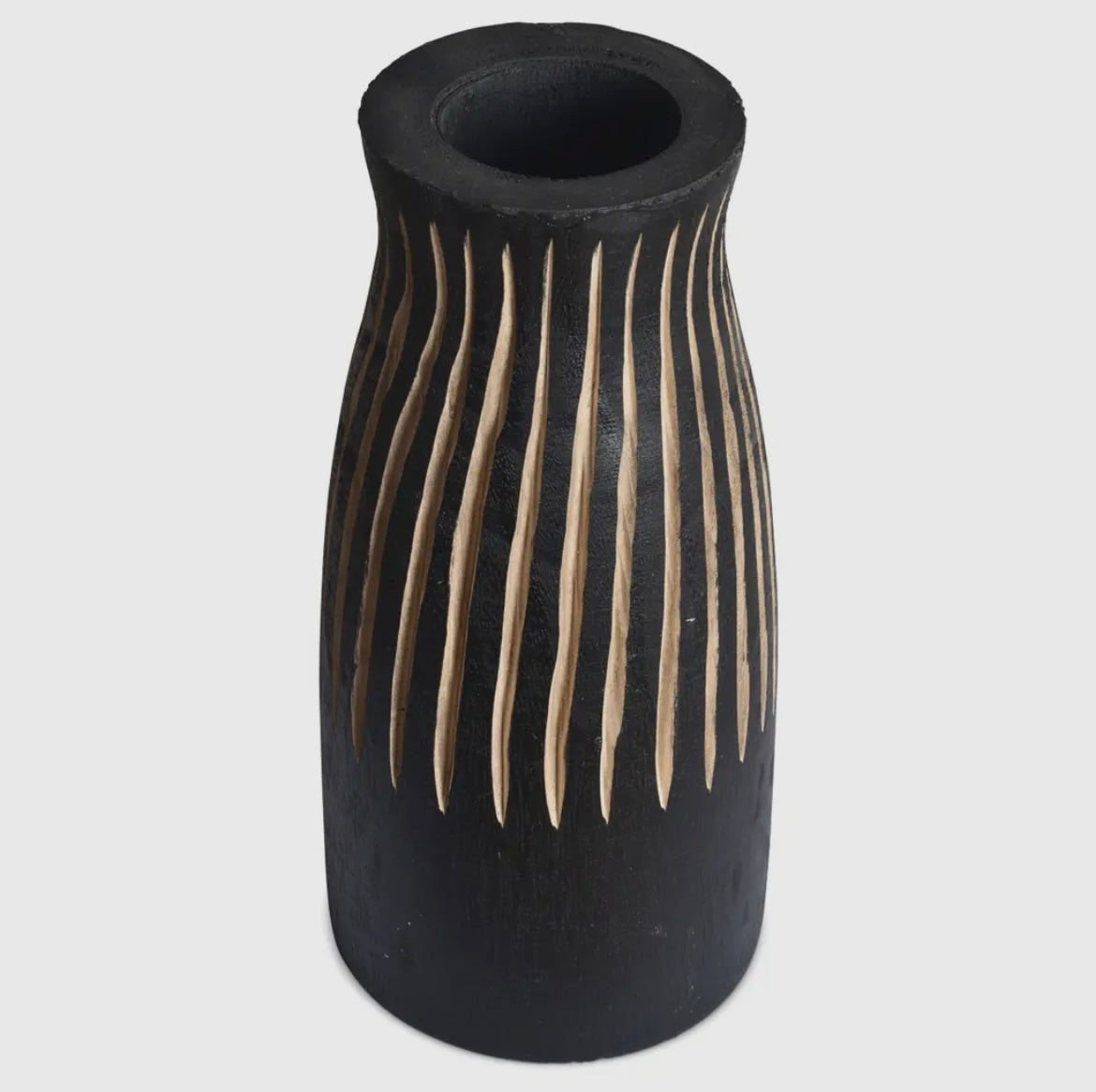 Vase aya primitif