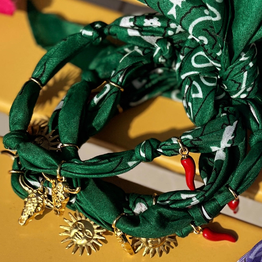 Collier Bandana